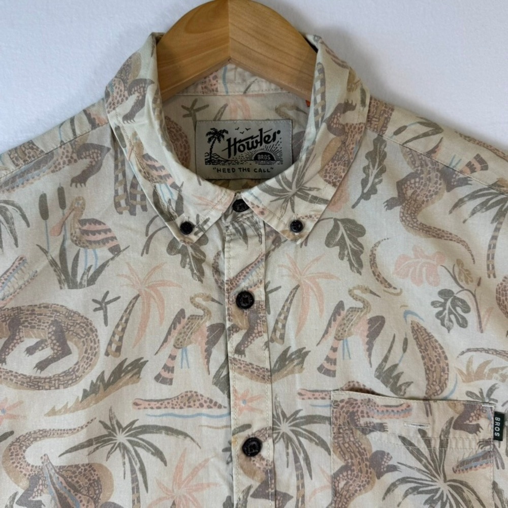 Howler Brothers Mens Large Alligator Palm Tree Short Sleeve Button Down Shirt